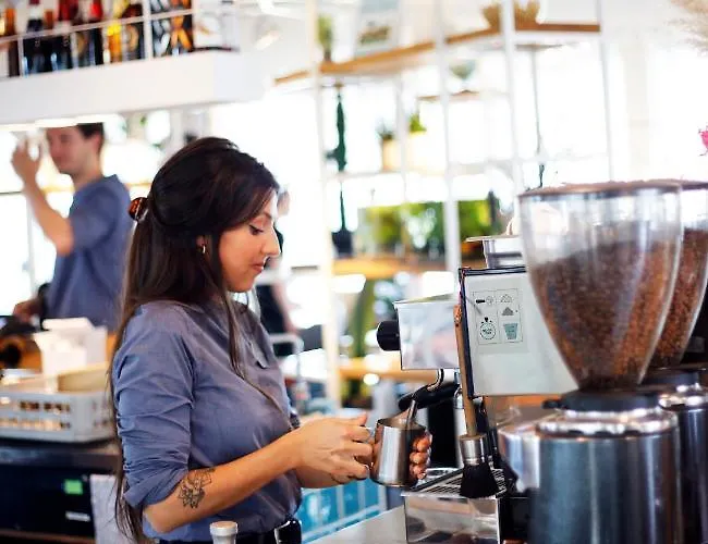 מלון דירות Zoku אמסטרדם