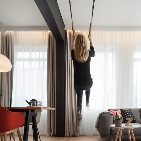 Zoku 4*