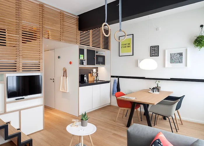 Zoku Aparthotel 4*